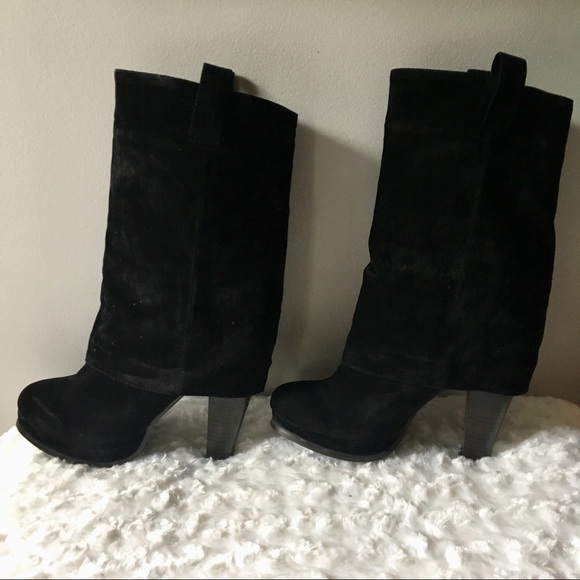 Black Boots - Picture 4 of 7